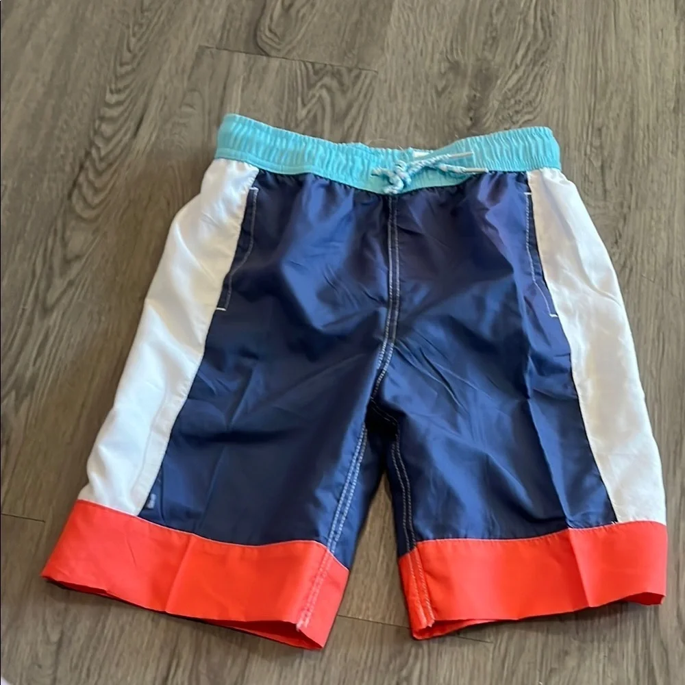 Kids size 12 swim shorts w lining